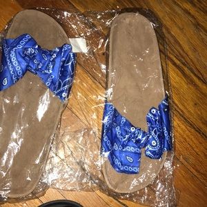 Blue paisley bow slippers